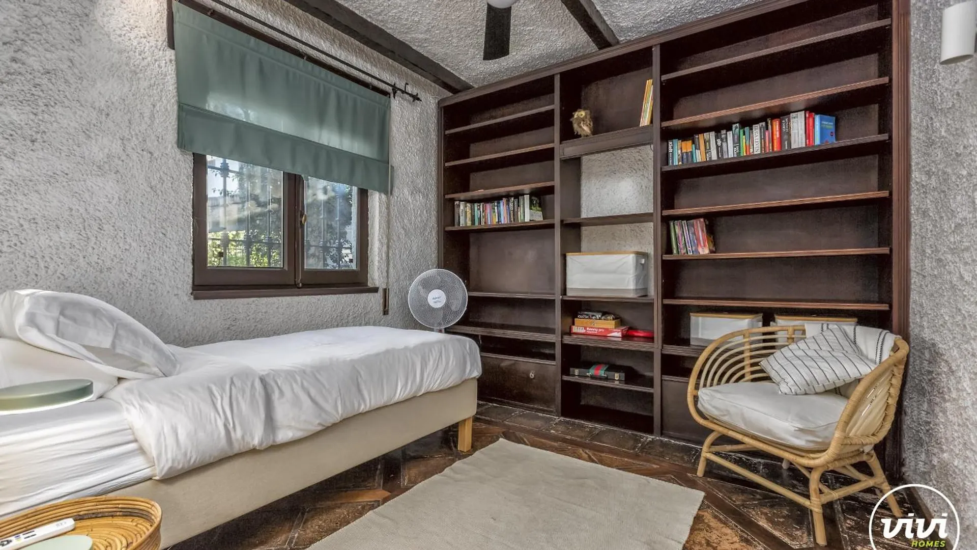 Vivi Homes - Villa Costabella Pool, Sauna, Garden & Beach Marbella